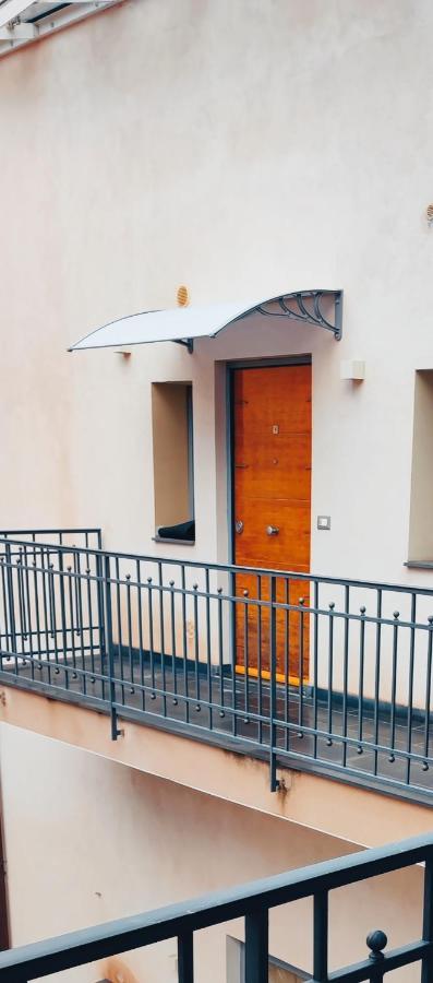 Holiday In Home Suite Archimede Catania Exterior foto
